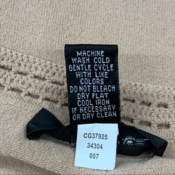 Cable & Guage Knit nude color top - Picture 6 of 6